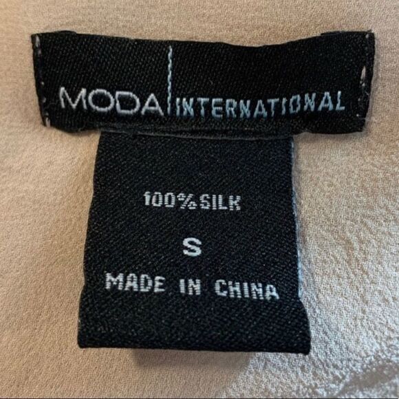 Moda International 100% Silk Blush Pink Ruffle Top - Picture 3 of 4